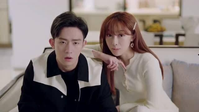 吃瓜甜蜜恋爱,甜蜜瓜果下的恋爱奇遇记